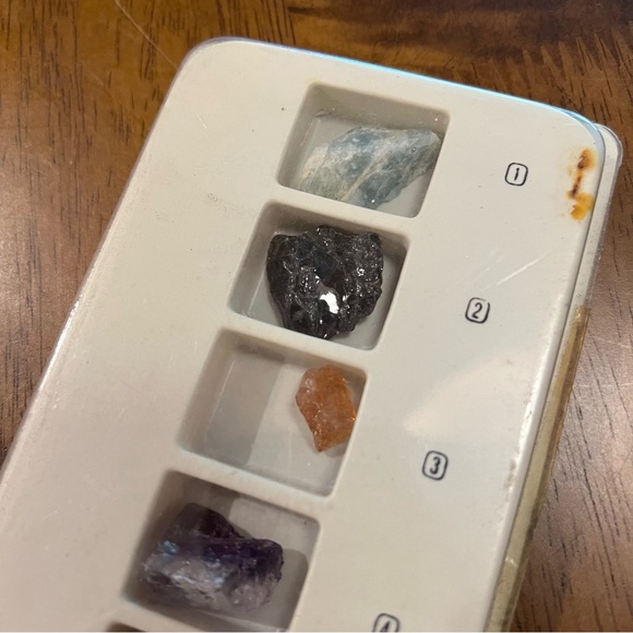 Vintage H. Stern Brazilian Uncut Precious Gemstones, Crystals Display Box - Picture 3 of 11